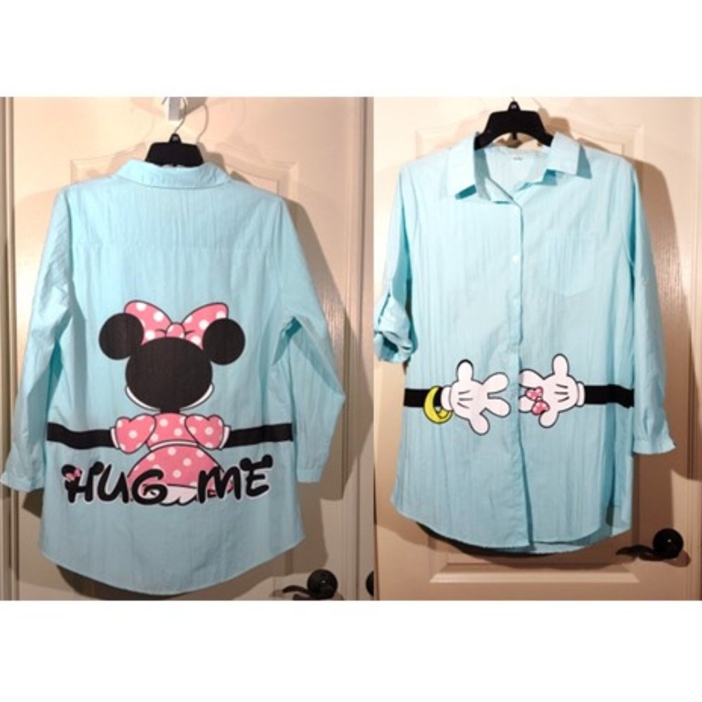 Minnie Plus Size "Hug Me" Button Down Shirt